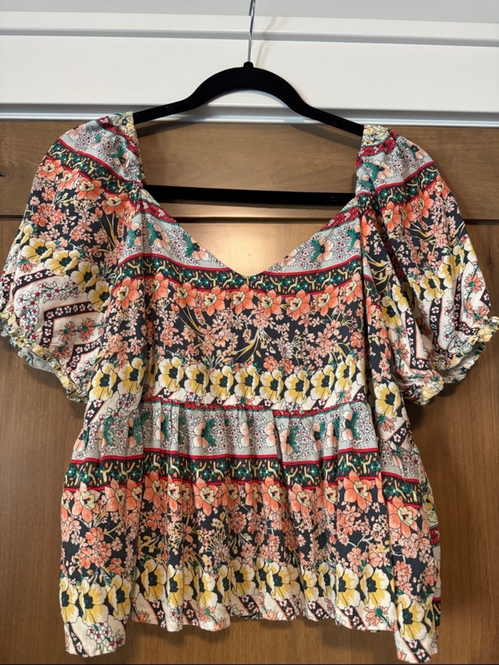 O’Neill cropped puff sleeve blouse Top Womens L ruffles smocked Bohemian Beach